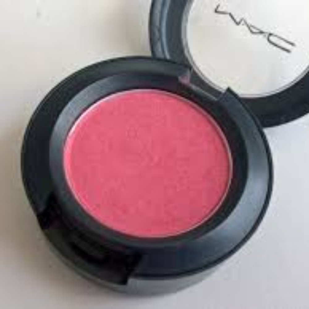 MAC Cosmetics Eye Shadow, Sushi Flower, RARE